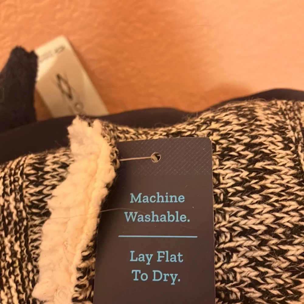 FINAL MARKDOWN Ladies lined gloves nwt